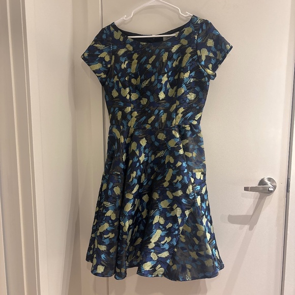 Shabby Apple Dress - Picture 2 of 5